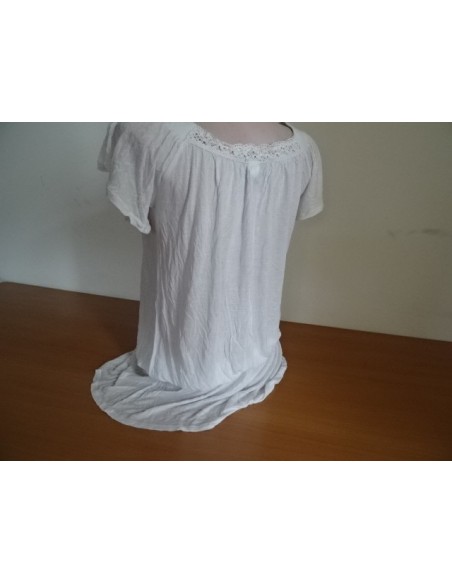 Bluza alba cu maneca scurta