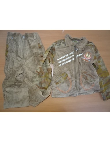 Costum baietei stil militar