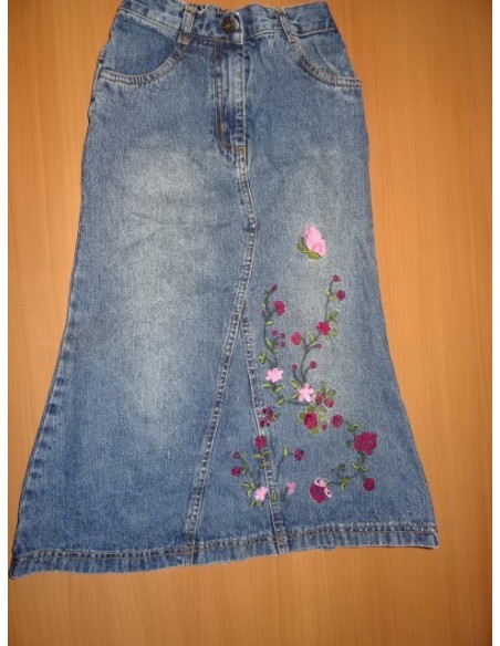 Fusta jeans cu floricele brodate