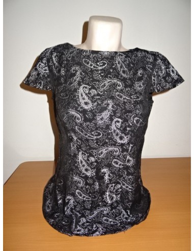 Tricou negru cu imprimeu floral gri