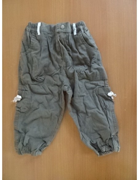 Pantaloni kaki  fetite cu buzunare pe picior