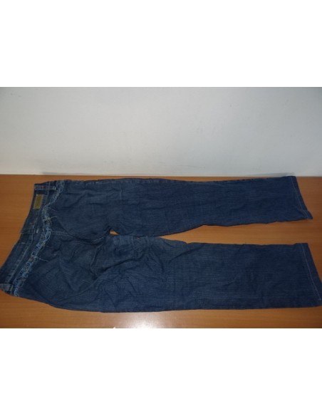 Jeans lungi pentru fete